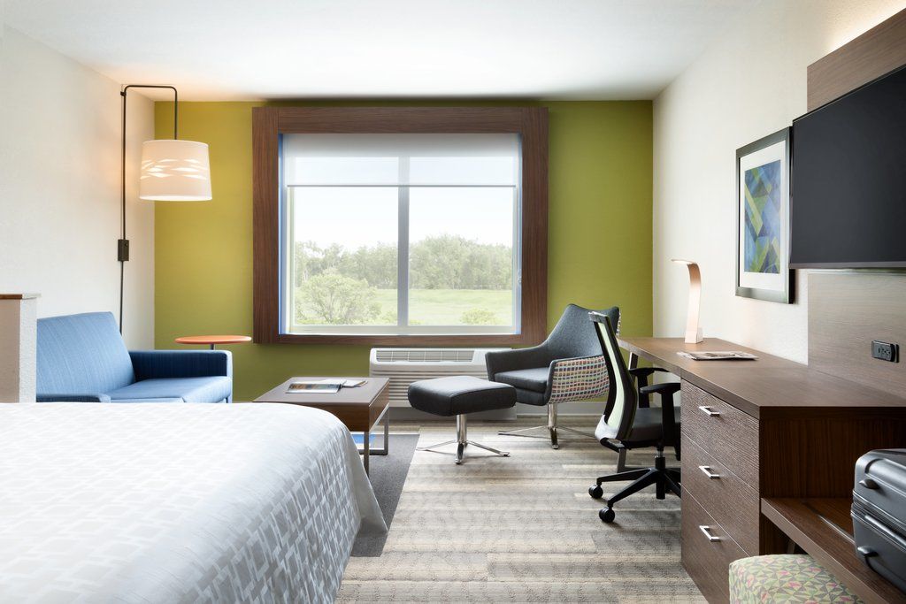 Holiday Inn Express & Suites Farmville By Ihg Bagian luar foto
