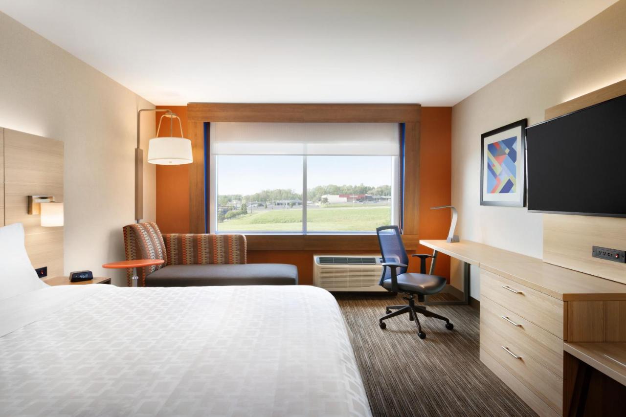 Holiday Inn Express & Suites Farmville By Ihg Bagian luar foto